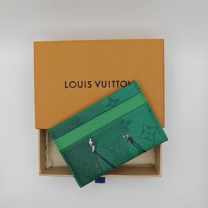 Louis Vuitton Green Card Holder